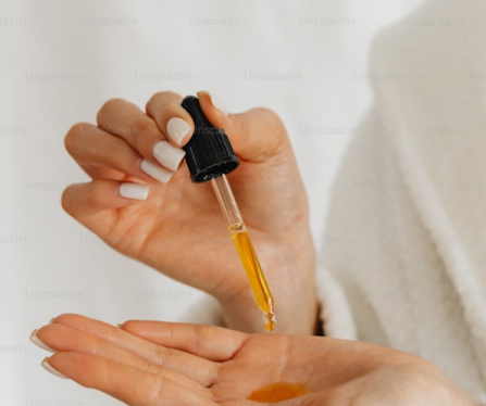 Mỹ phẩm hết hạn nhưng chưa mở nắp có dùng được không?